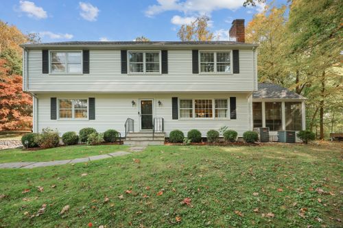 25 Woodbrook Drive, Stamford, CT, 06907 | Card Image