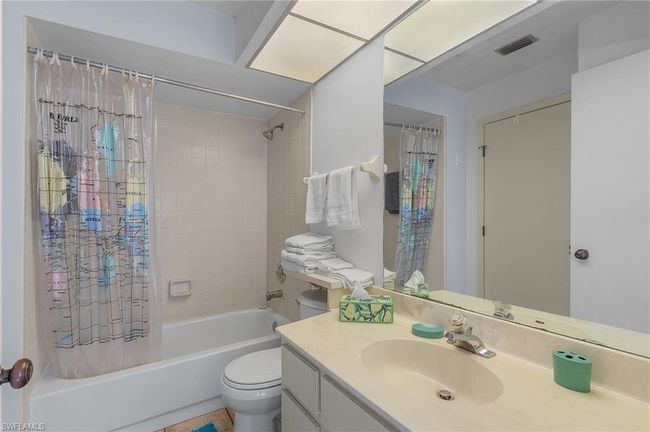 APT-502 - 7596 Captains Harbor Dr, Condo with 2 bedrooms, 2 bathrooms and 4 parking in Bokeelia FL | Image 17