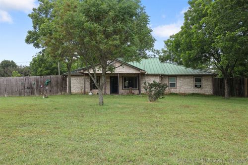 2984 Church Rd, Mead, OK, 73449-5133 | Card Image