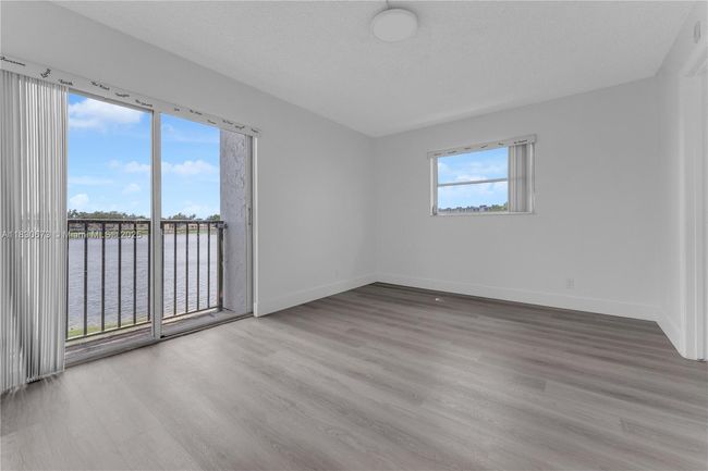 APT-208 - 8560 N Sherman Cir, Condo with 2 bedrooms, 2 bathrooms and null parking in Miramar FL | Image 13