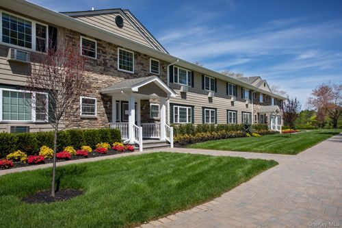 7-303 Robinson Avenue, Brookhaven, NY, 11772 | Card Image