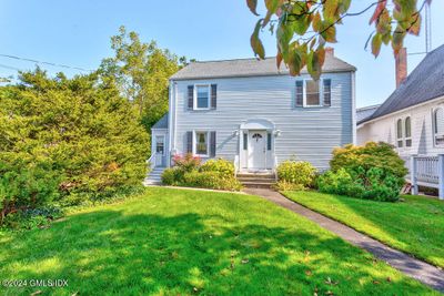 82 Thimble Island Road, House other with 3 bedrooms, 3 bathrooms and null parking in Branford CT | Image 1