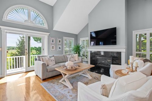 1-1 Cutter Ln, Quincy, MA, 02171 | Card Image