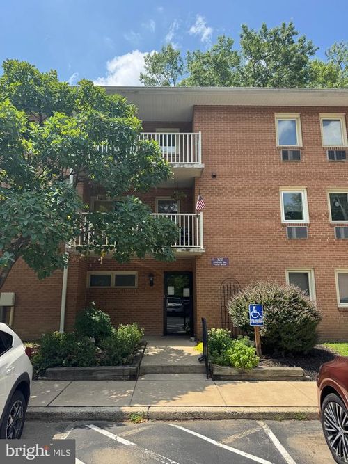 300 Winding Way, DOWNINGTOWN, PA, 19335-3277 | Card Image