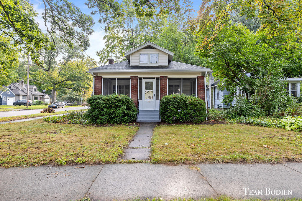 Newark Ave, Grand Rapids, MI 49507