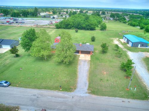 2316 County Road 1222, Blanchard, OK, 73010-2830 | Card Image