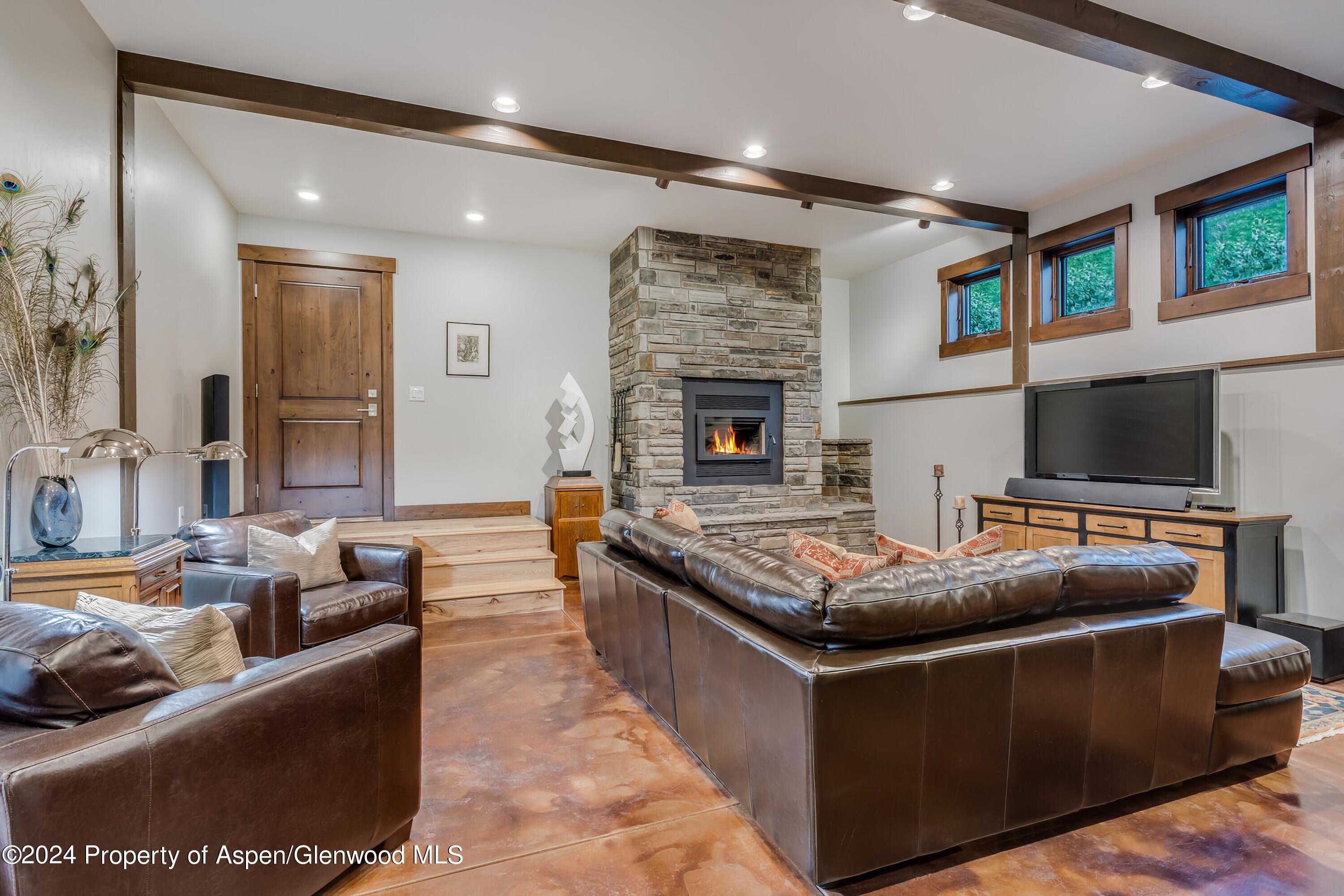 Residential in Redstone 4