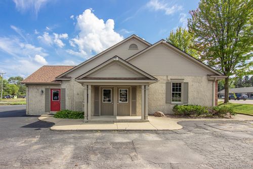 ste-b-5896 Dixie Hwy, Clarkston, MI, 48346-4503 | Card Image