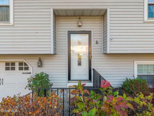 6 Silverberry Pl, Albany, NY, 12211-2346 | Card Image