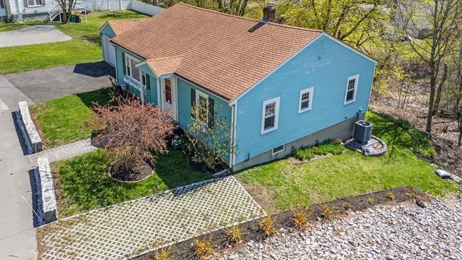 6 Garden St, House other with 3 bedrooms, 2 bathrooms and 3 parking in Woburn MA | Image 30