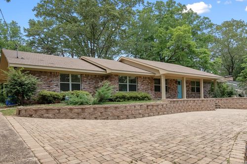 203 Bafanridge St, Hot Springs, AR, 71901-8157 | Card Image