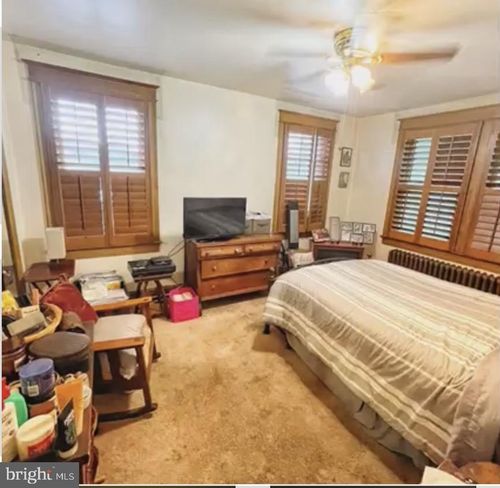 121 Raleigh St Se, WASHINGTON, DC, 20032-1559 | Card Image