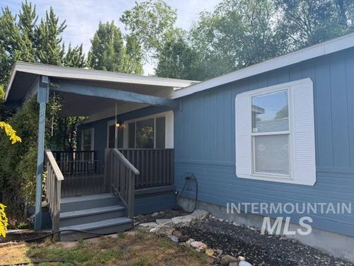 1116 Johnson Ave, Emmett, ID, 83617-3838 | Card Image