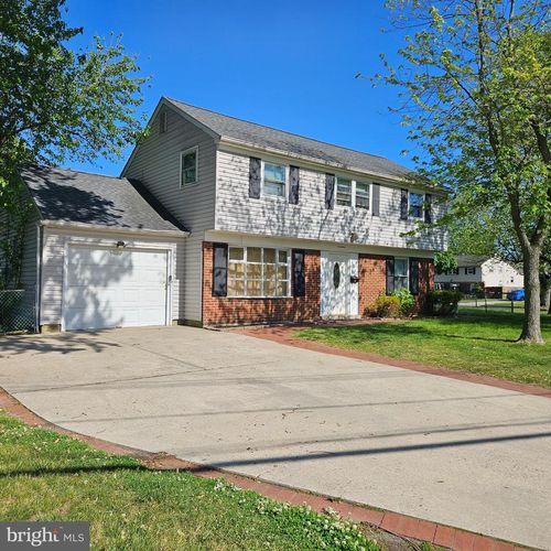 22 Plymouth Dr, MARLTON, NJ, 08053-2940 | Card Image