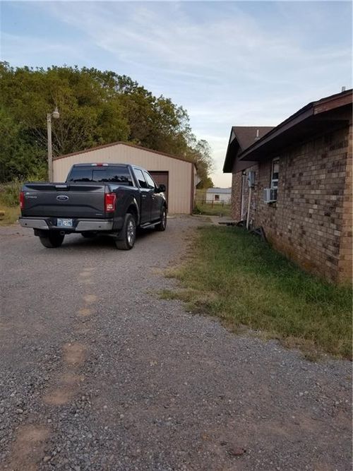 26242 Fernwood Road, Washington, OK, 73093 | Card Image