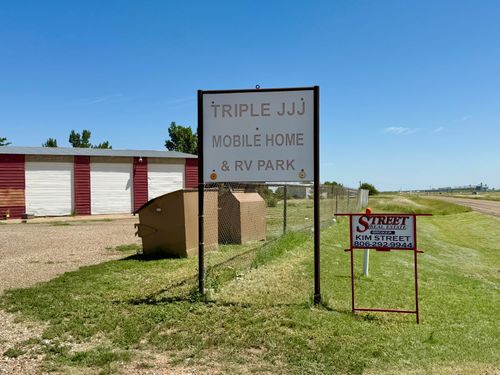 1530 Interstate 27, Hale Center, TX, 79041 | Card Image