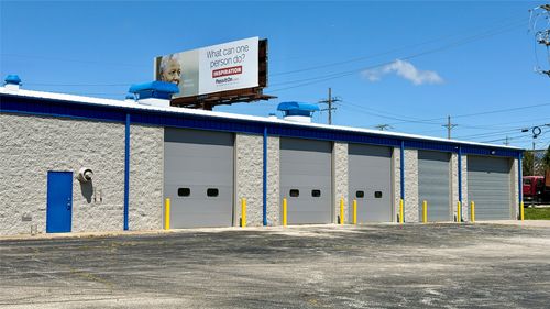 1213 Veshecco Dr, Erie, PA, 16501-1570 | Card Image