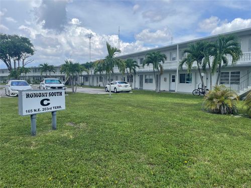 26-165 Ne 203rd Ter, Miami Gardens, FL, 33179-6002 | Card Image