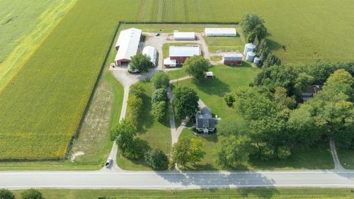 8637 Pigeon Rd, Bay Port, MI, 48720-9747 | Card Image