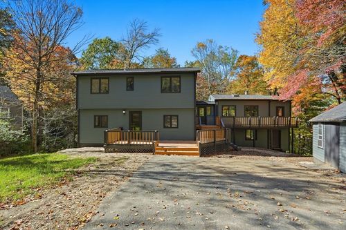 9 Bray Ct, Pelham, MA, 01002-9732 | Card Image