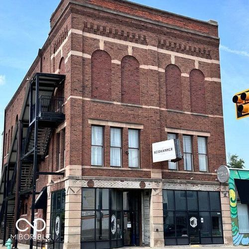 2102 E Washington St, Indianapolis, IN, 46201-4131 | Card Image