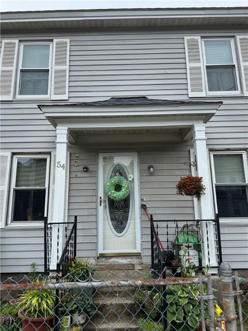 54 Arthur St, West Warwick, RI, 02893-5126 | Card Image