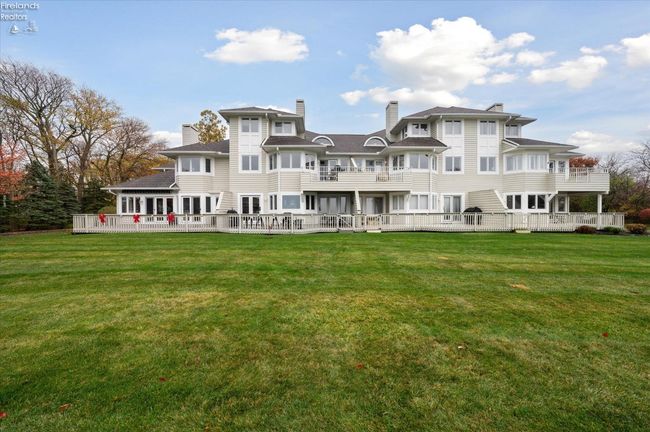 608 Monument Vw, Condo with 2 bedrooms, 3 bathrooms and 1 parking in Marblehead OH | Image 34