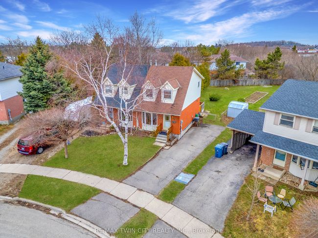 44 Cole Rd, House attached with 3 bedrooms, 2 bathrooms and 3 parking in Guelph ON | Image 43