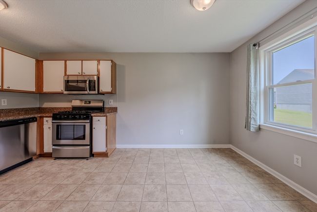 UNIT-29 - 74 Tennis Plaza Rd, Condo with 2 bedrooms, 1 bathrooms and 1 parking in Dracut MA | Image 10