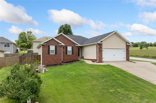 1924 Wellington Rd, Harrison, AR, 72601-6342 | Card Image