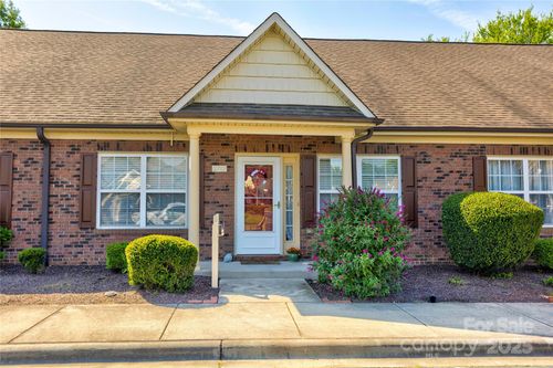 2785 Clover Rd Nw, Concord, NC, 28027-3804 | Card Image
