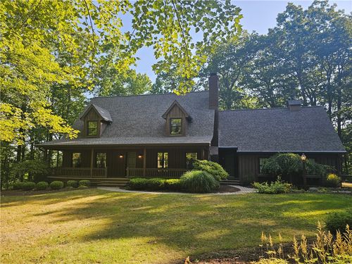 10400 Fox Ridge Rd, Corning, NY, 14830-9562 | Card Image