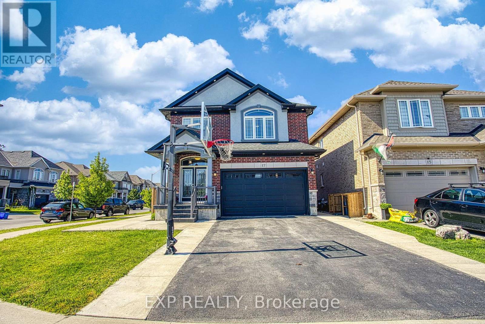 Residential in Hamilton (Stoney Creek Mountain) 4