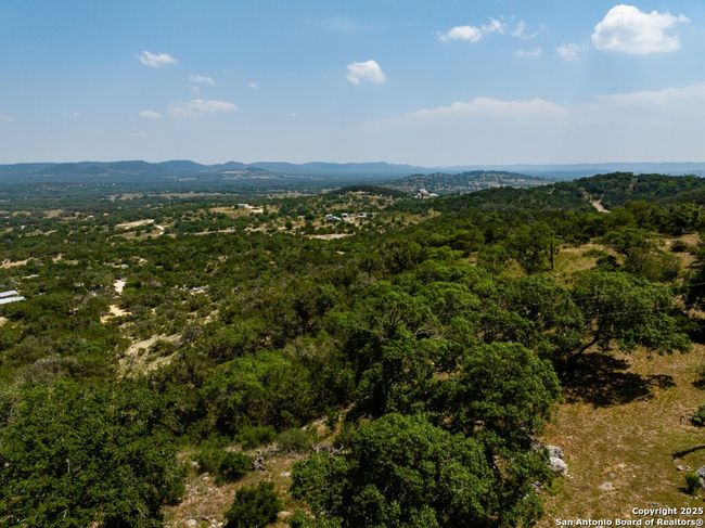 546 Beulah Pl, House other with 3 bedrooms, 3 bathrooms and null parking in Utopia TX | Image 30