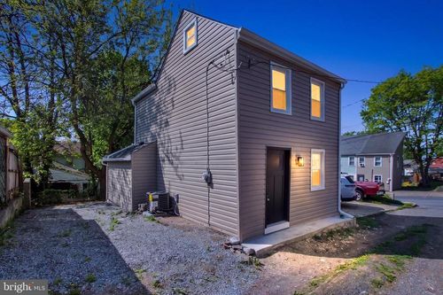 308 Avenue Q, COLUMBIA, PA, 17512-1722 | Card Image