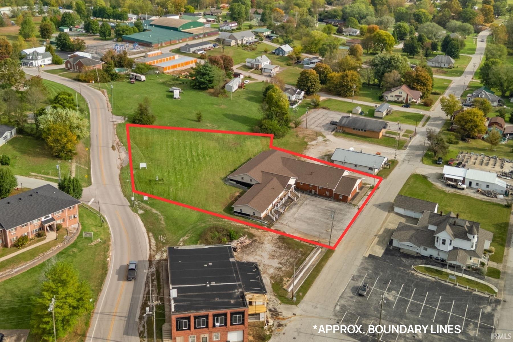 Commercial Sale in Marengo 3