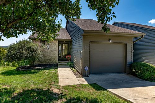 951 Marcia Ct, Greendale, IN, 47025-9066 | Card Image