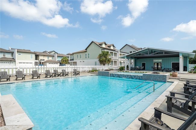 122 Lavaca Cir, House other with 3 bedrooms, 3 bathrooms and null parking in Rockport TX | Image 5