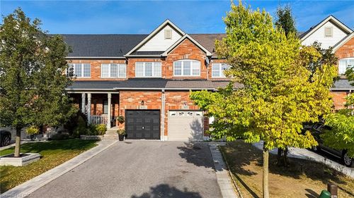 1633 Frolis St, Oshawa, ON, L1K0L4 | Card Image