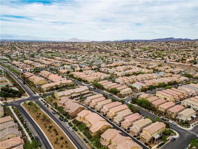 2376 Via Firenze, Townhouse with 3 bedrooms, 3 bathrooms and null parking in Henderson NV | Image 52