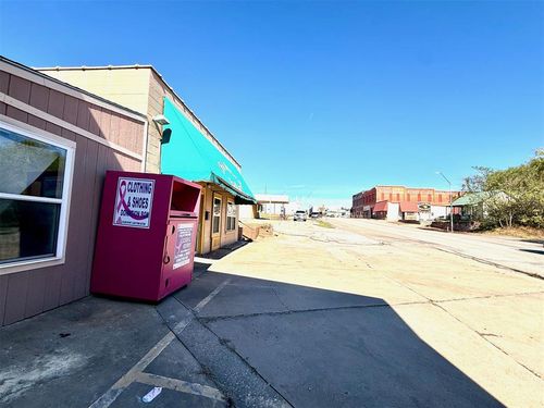 1301 Manvel Ave, Chandler, OK, 74834-4402 | Card Image