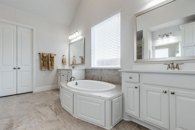 14303 Paseo Marbella Dr, House other with 5 bedrooms, 6 bathrooms and 3 parking in Cypress TX | Image 14