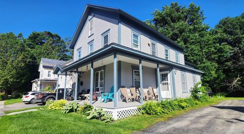 17 Elm St, Waterbury, VT, 05676-1850 | Card Image