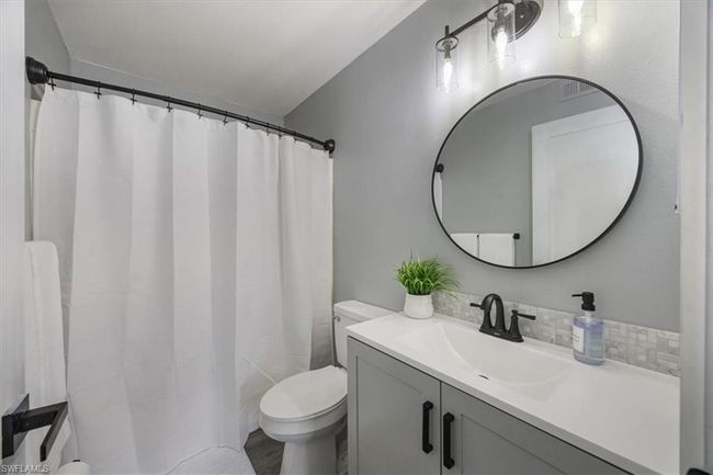 13405 Fox Chapel Ct, Condo with 2 bedrooms, 2 bathrooms and null parking in FORT MYERS FL | Image 11