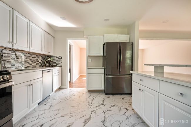 34 Hershey Rd, House other with 4 bedrooms, 3 bathrooms and null parking in East Brunswick NJ | Image 13