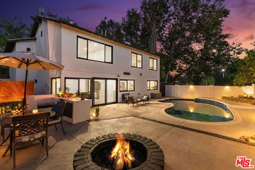 2313 Rynerson Ct, Simi Valley, CA, 93065-1427 | Card Image