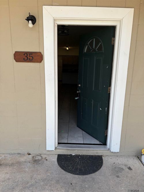 19-1612 N Coontrap Ave, Gonzales, LA, 70737-2046 | Card Image