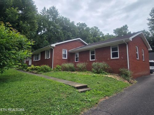 380 Vine Ave, Oneida, TN, 37841-2522 | Card Image