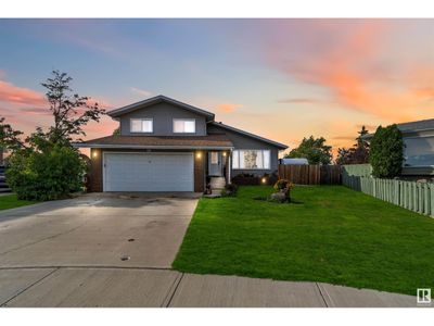 5524 50 St, House other with 3 bedrooms, 3 bathrooms and null parking in Gibbons AB | Image 1