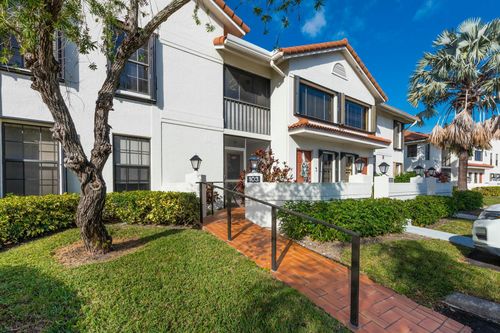 103-9717 Sills Drive E, Boynton Beach, FL, 33437 | Card Image